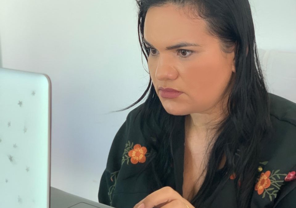 Michele Collins defende requerimentos em favor de comunidades terapêuticas